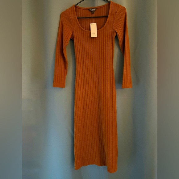 NWT- ASOS Ribbed Sweater Dress | Size 4 | Chocolate - Picture 1 of 3